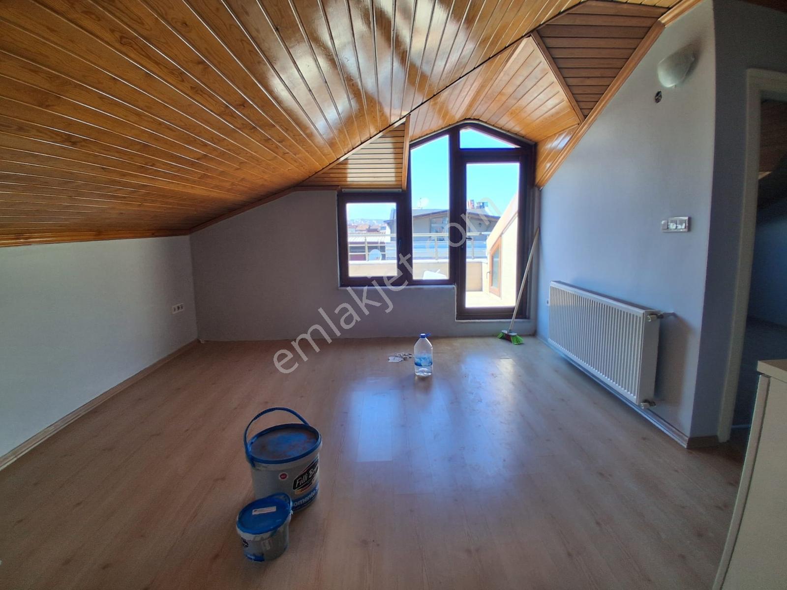 Satılık Eyüp Akşemsettin Serhat Sokakta 2+2 Dubleks 140 M² - Görsel 8