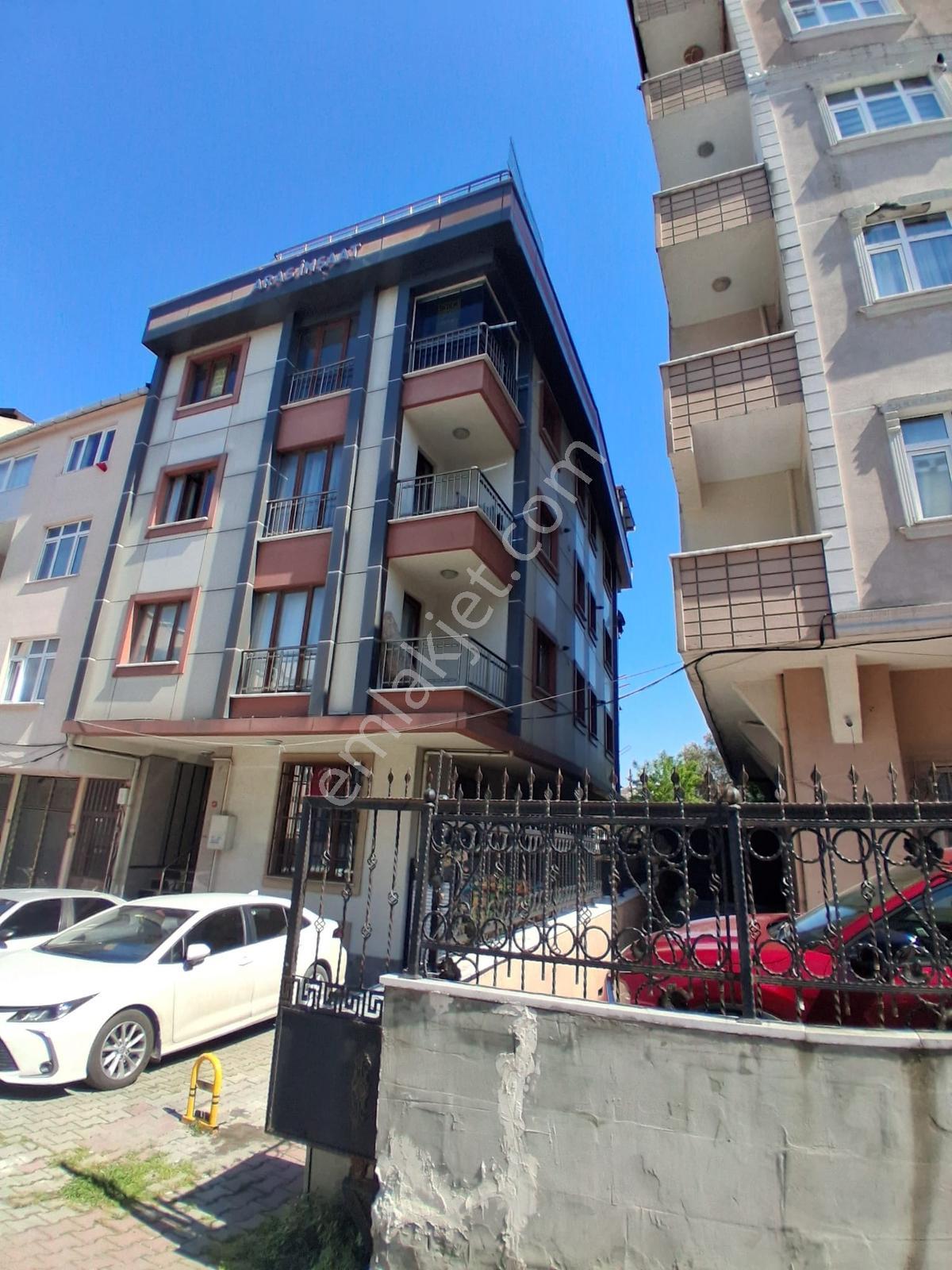 Satılık Eyüp Akşemsettin Serhat Sokakta 2+2 Dubleks 140 M² - Görsel 16