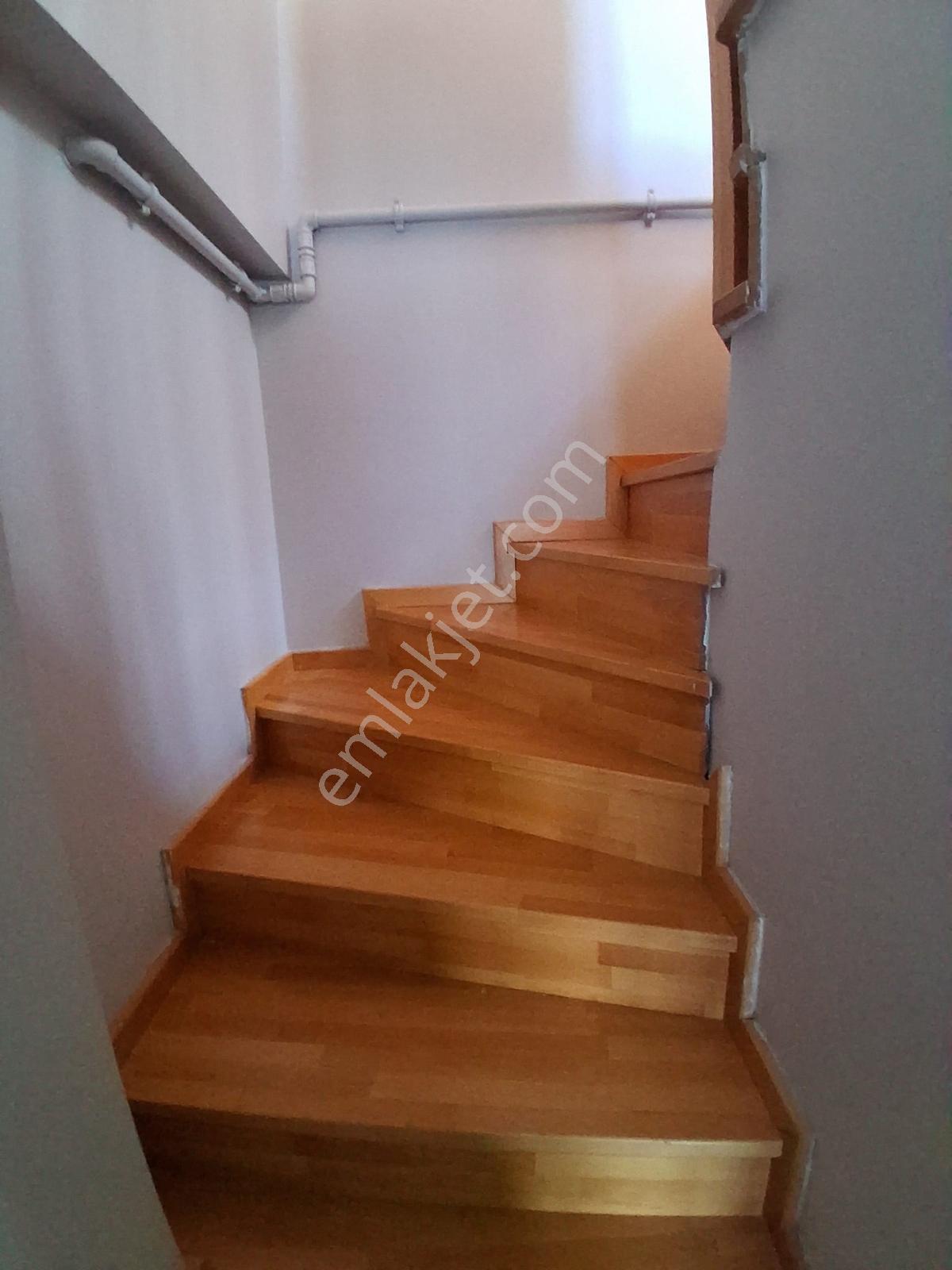 Satılık Eyüp Akşemsettin Serhat Sokakta 2+2 Dubleks 140 M² - Görsel 5