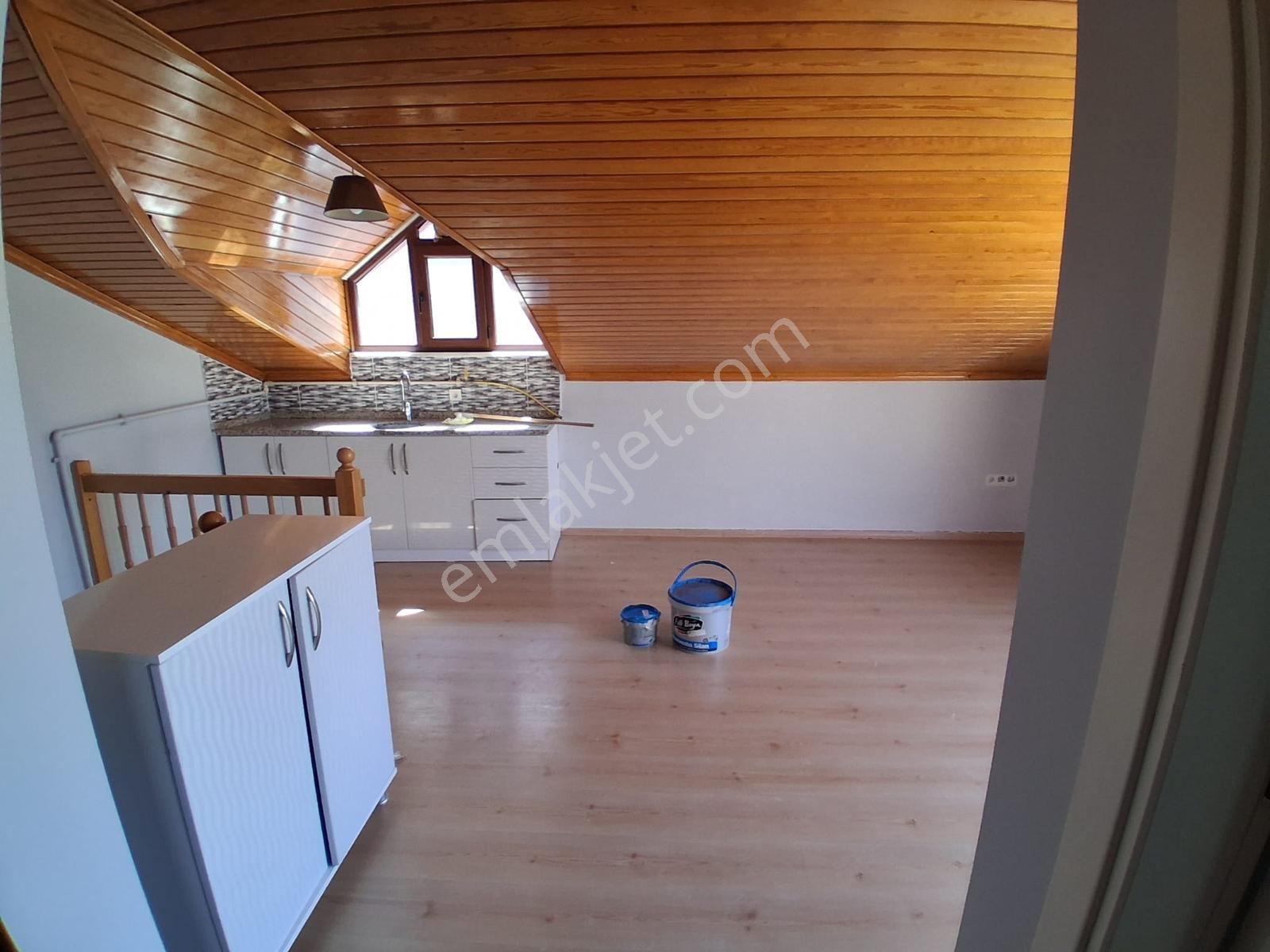 Satılık Eyüp Akşemsettin Serhat Sokakta 2+2 Dubleks 140 M² - Görsel 6