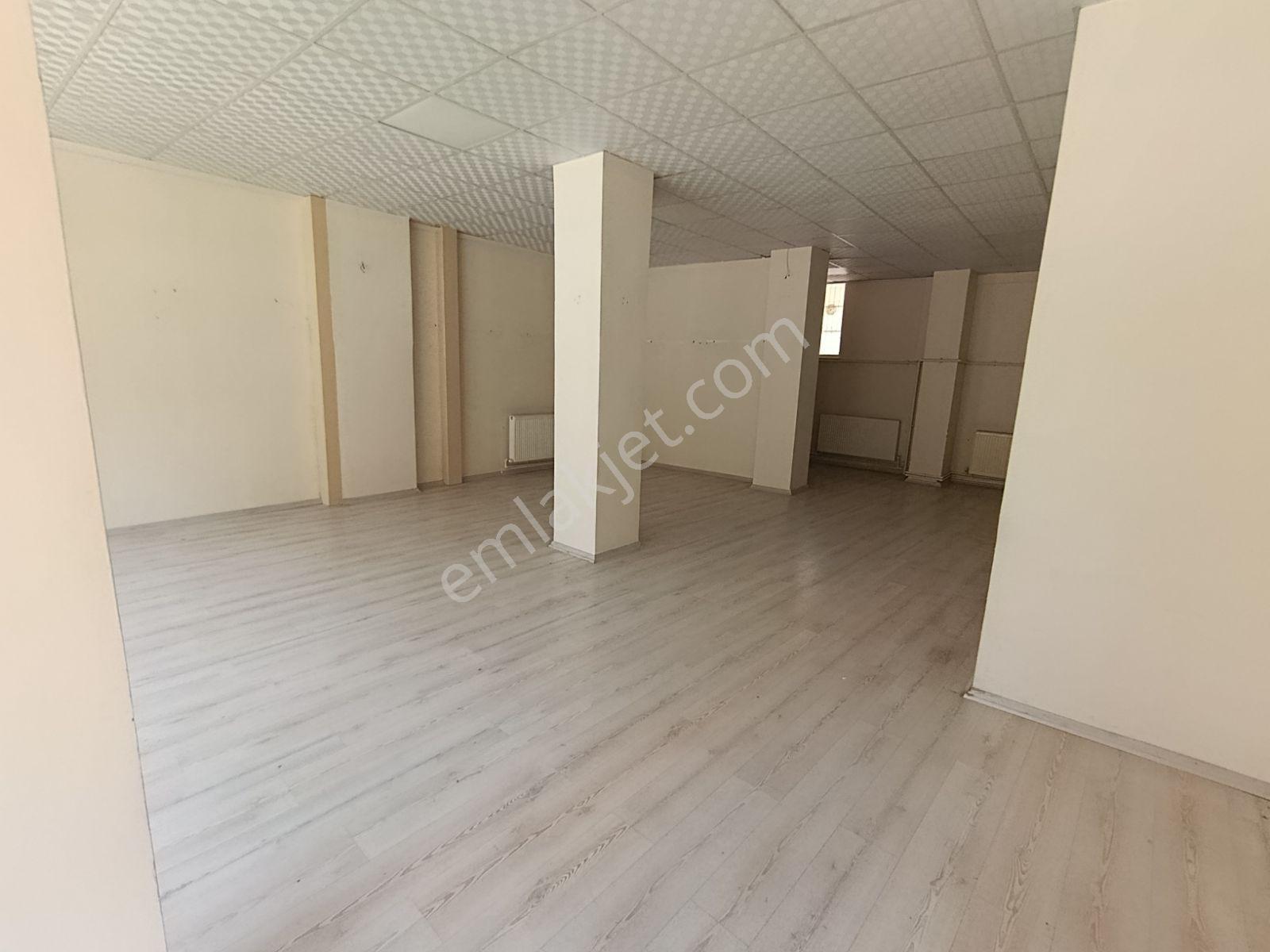 Mehmetçik Caddesi Üzerinde 70 M2 Köşe Dükkan - Görsel 10