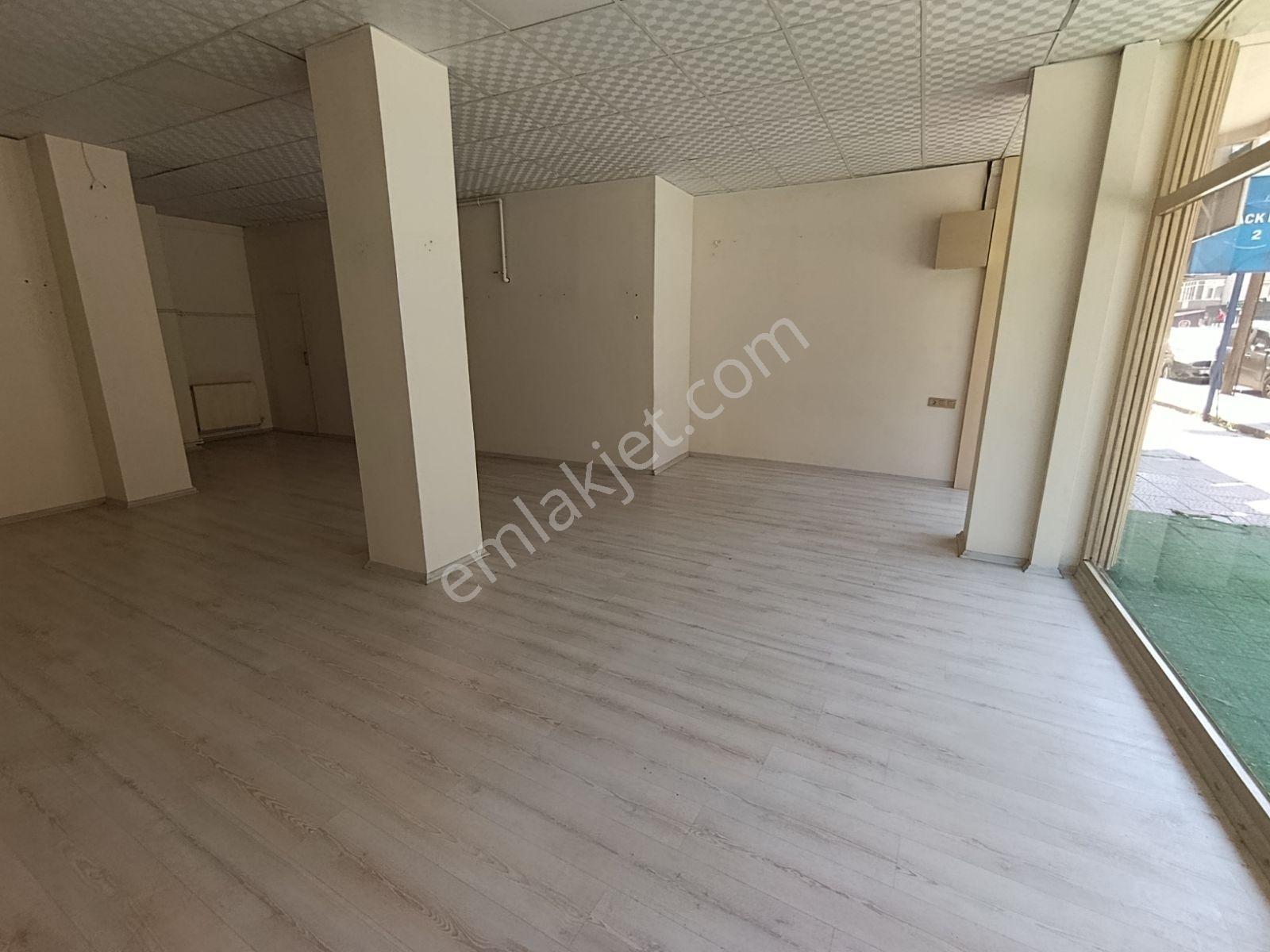 Mehmetçik Caddesi Üzerinde 70 M2 Köşe Dükkan - Görsel 9