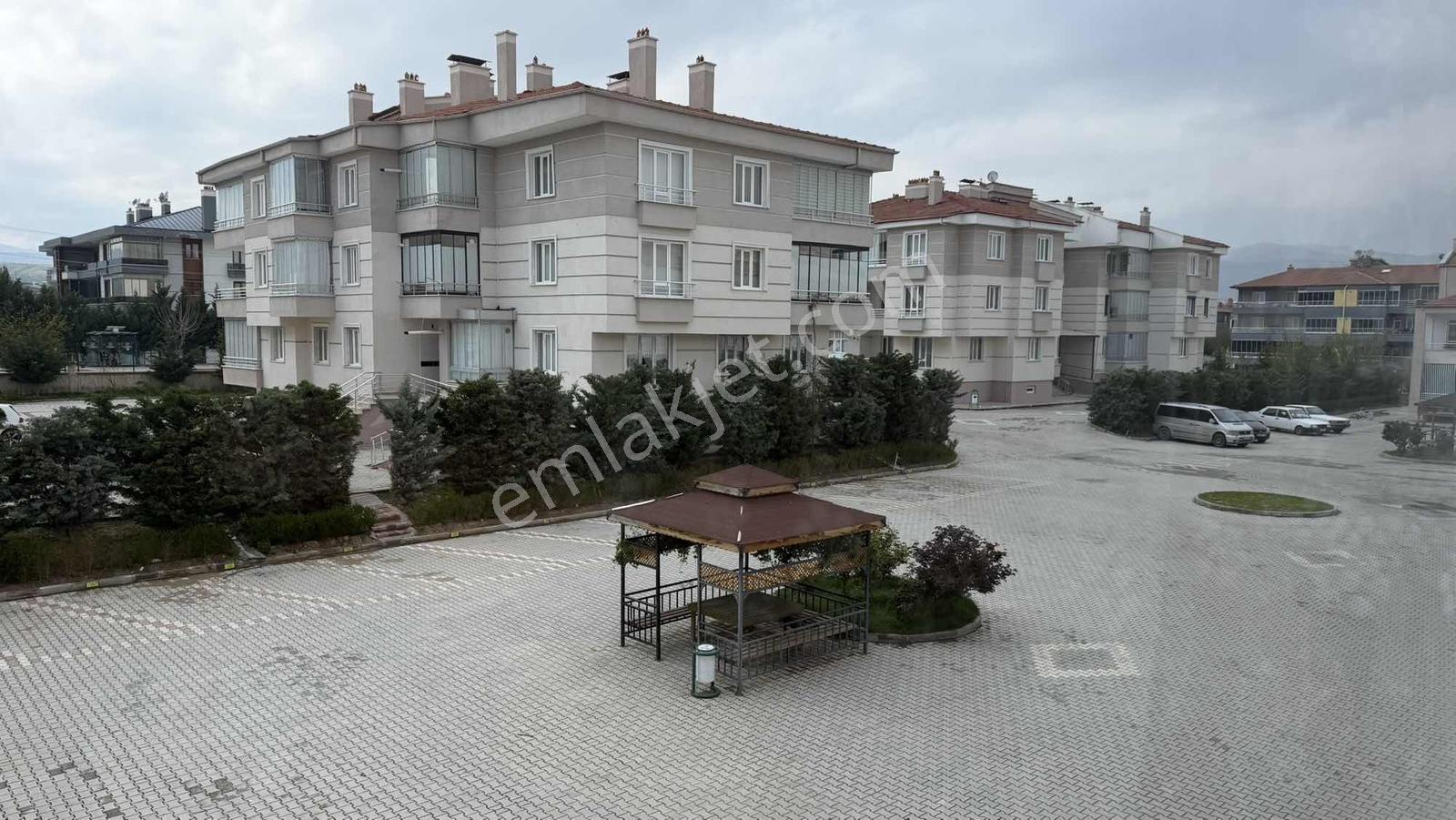 Sille Ak Mah Korcan Cad. 3+1 Yukarı Dubleks Bakımlı Daire - Görsel 10