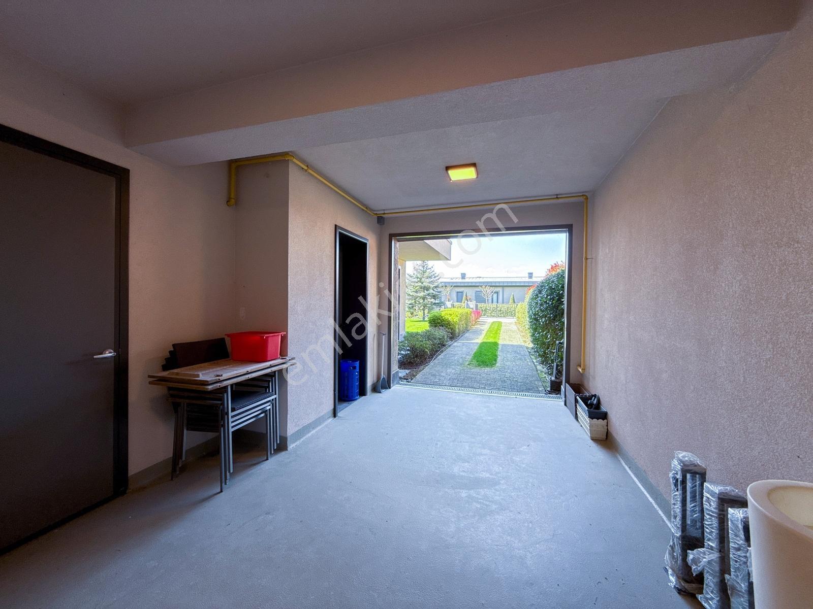 Mesa Nurol Yeşilyaka Da Özel Tasarım 5+1 Eşyalı Köşe Villa - Görsel 35