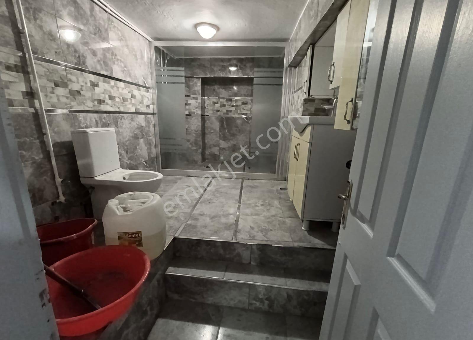 Köprü Emlaktan Gazi Mh. 2+1 Net 90m2 Bağımsız Girişli Bahçe Katı - Görsel 2