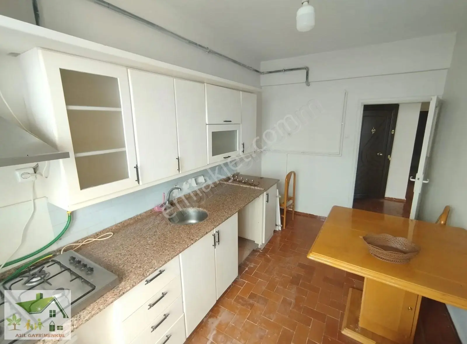 Samsun İlkadım Bahçelievler Mah.5 Kat-asansörlü-2+1-net:100 M2
