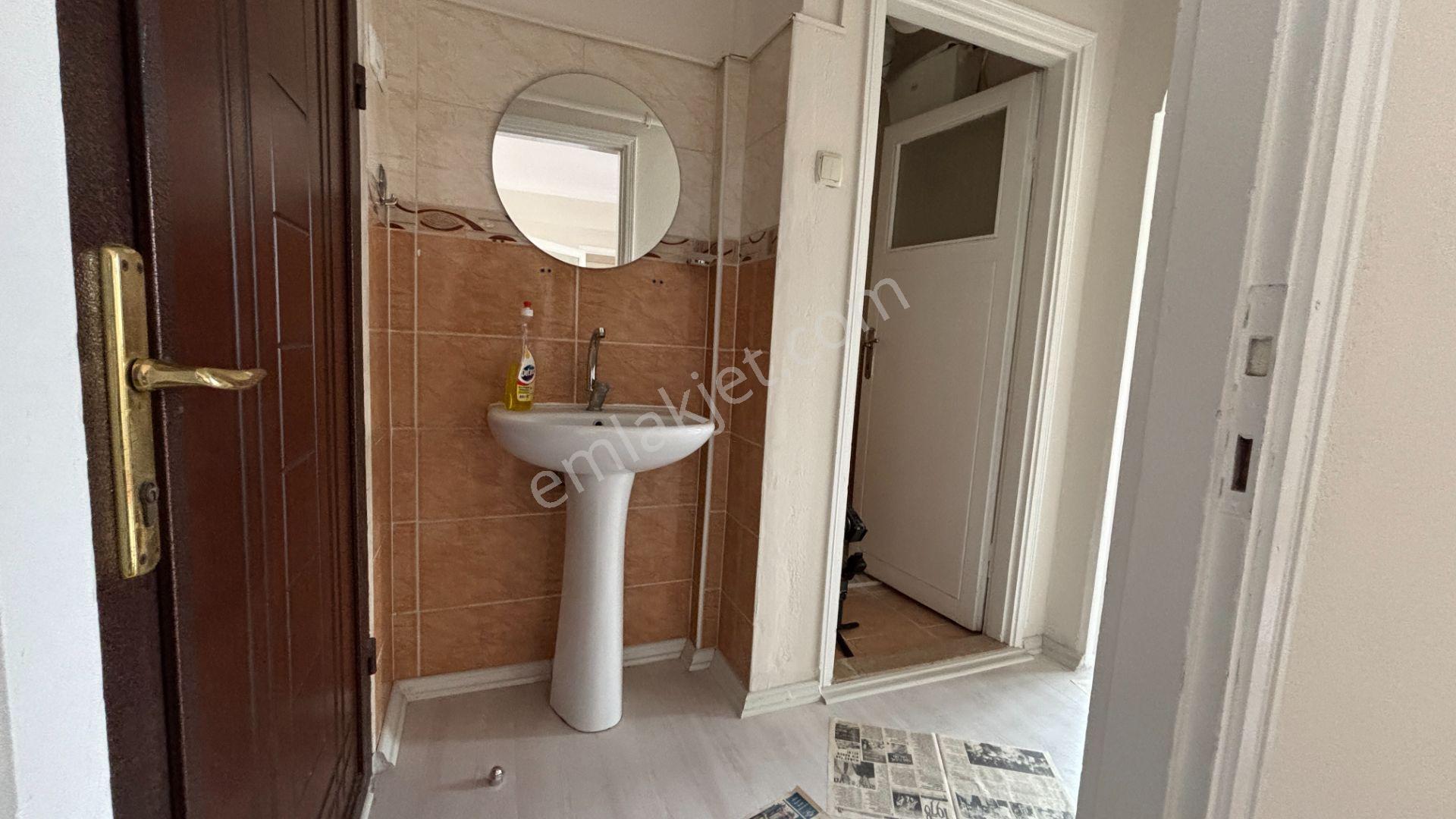 Remax Mid'den Yarış Ortaokulu Karşısı 2+1 Ara Kat Kiralık Daire - Görsel 6
