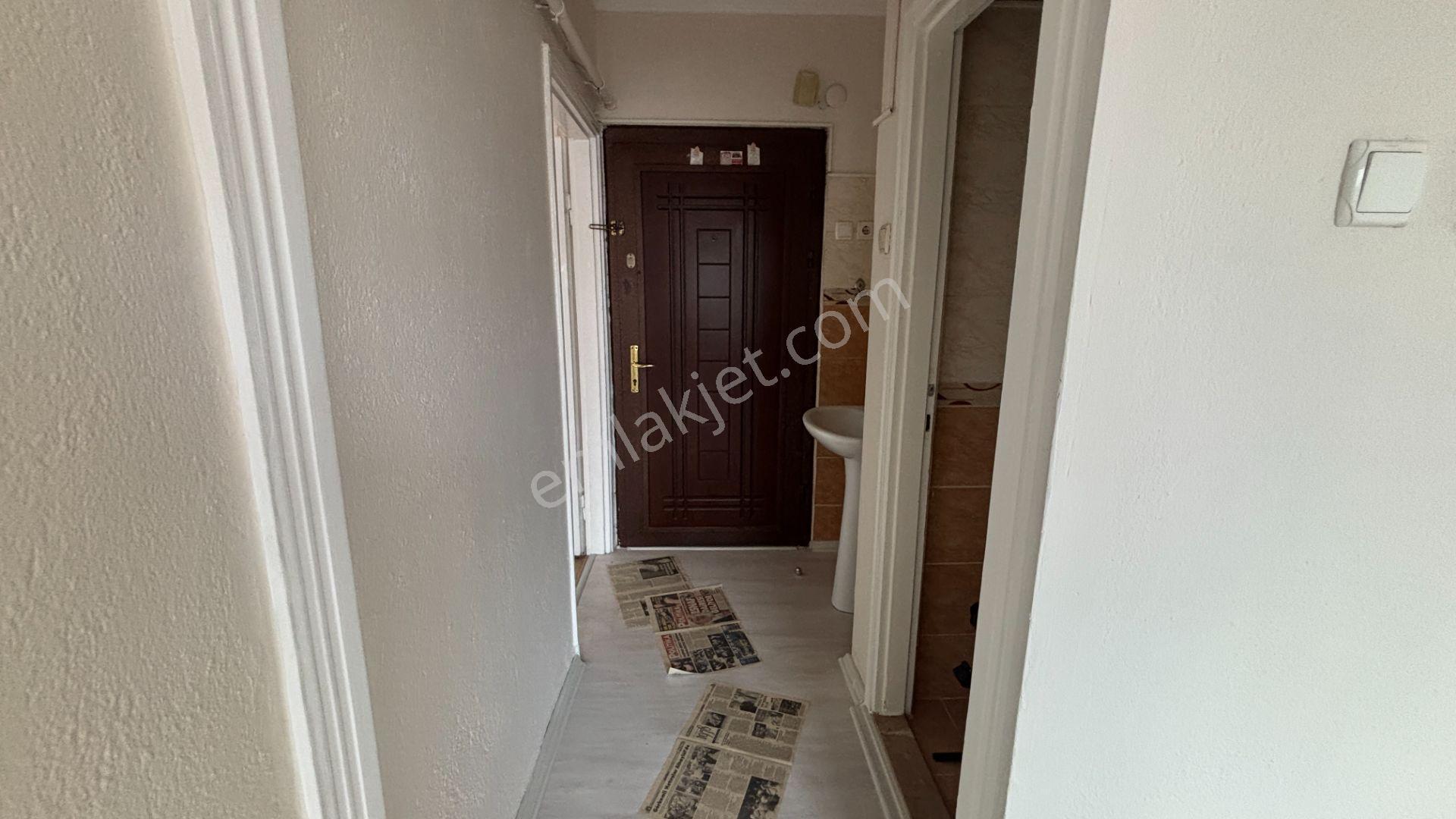 Remax Mid'den Yarış Ortaokulu Karşısı 2+1 Ara Kat Kiralık Daire - Görsel 8