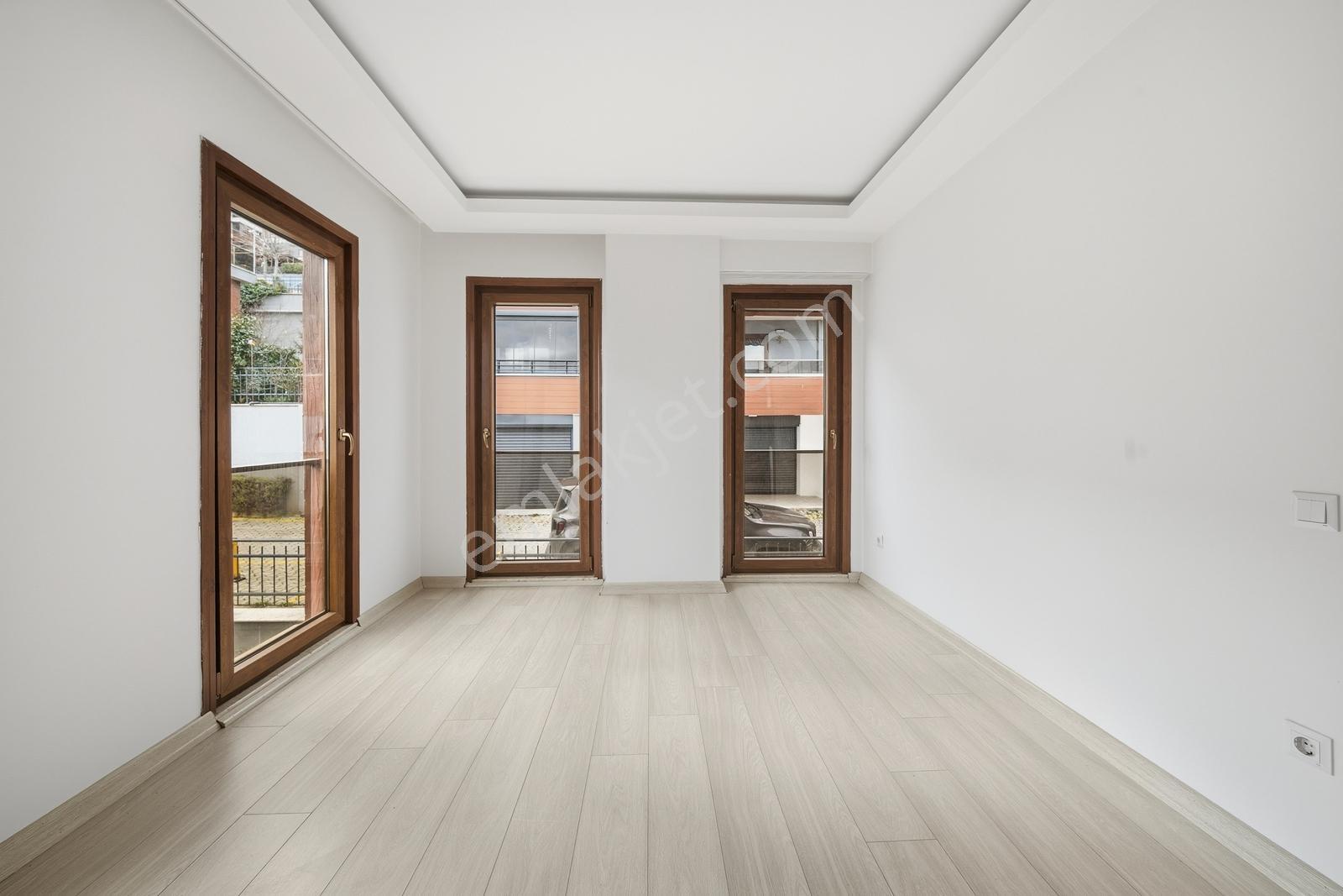 Vip Kurtköy Sitesi'nde 297m² Bireysel Bahçeli Kiralık 4+1 Villa - Görsel 8