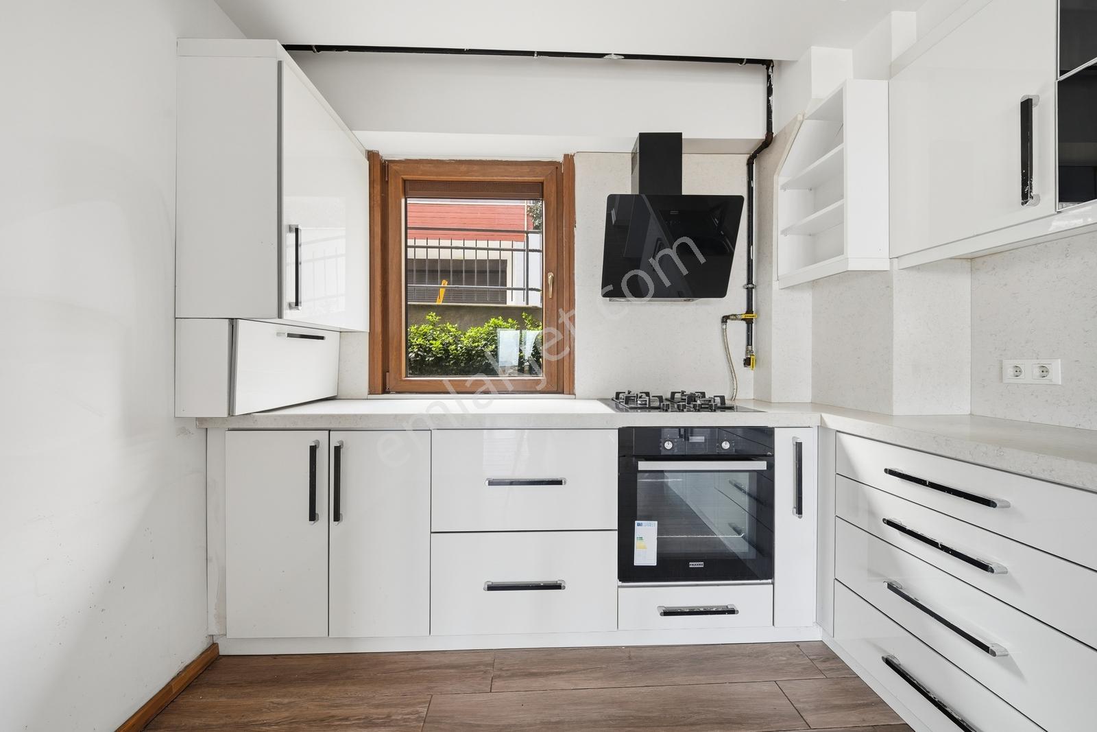 Vip Kurtköy Sitesi'nde 297m² Bireysel Bahçeli Kiralık 4+1 Villa - Görsel 2