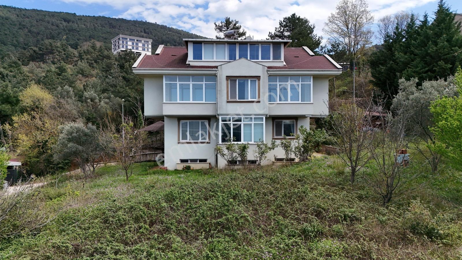 Bursa Doburcada 2 Parsel Üzerinde, 7+1 Villa Ve 750 M² Arsa - Görsel 23