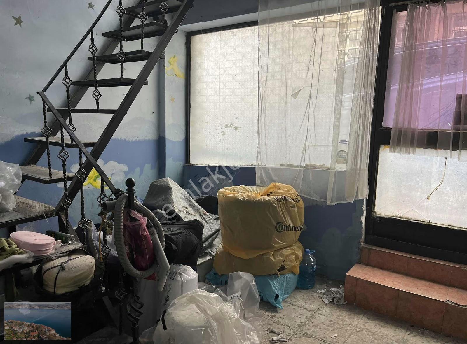 Kocamustafa Paşa 'da Merkezi Konumda 70 M2 Satılık Giriş Dükkan - Görsel 7