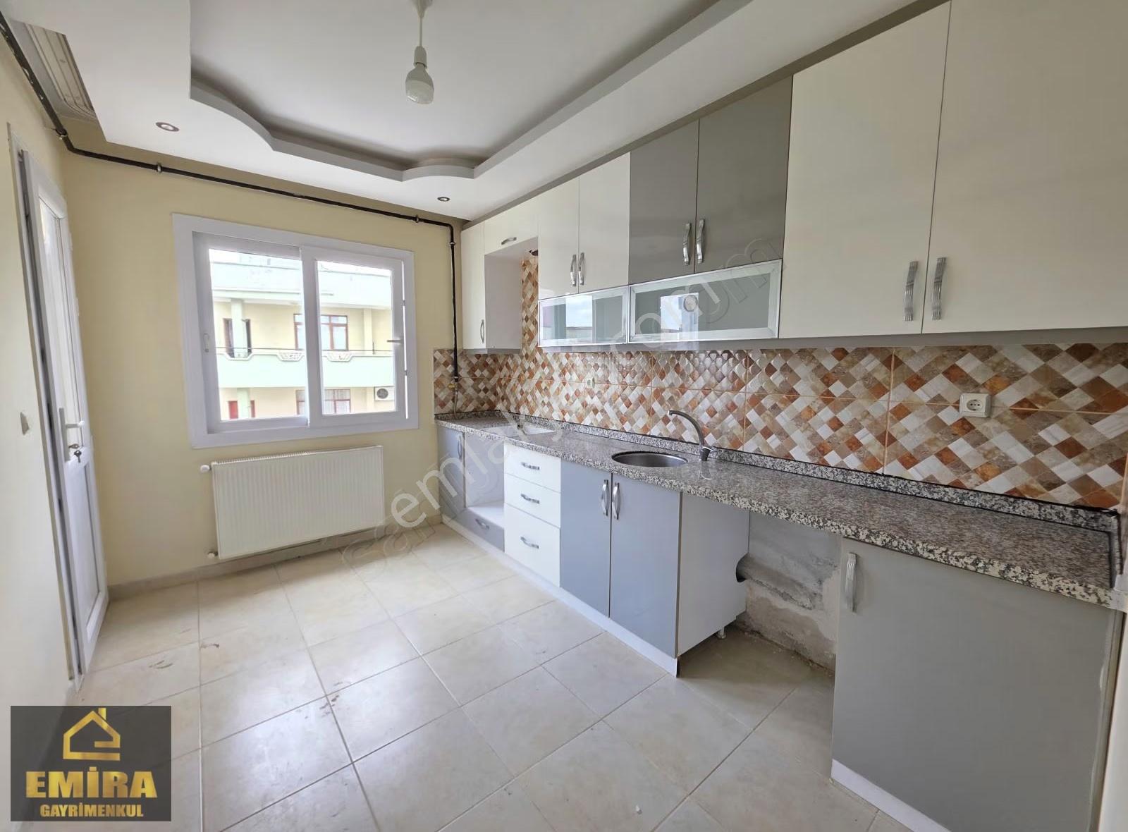 Bahcesehırde 2+1 Kapalı Mutfak Doğal Gazlı Kiralık Daire