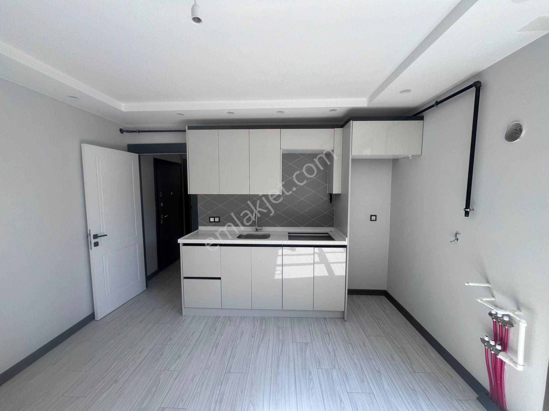 Remax Land'den Şehir Merkezinde Satılık 1+1 Lüks Daire - Görsel 4