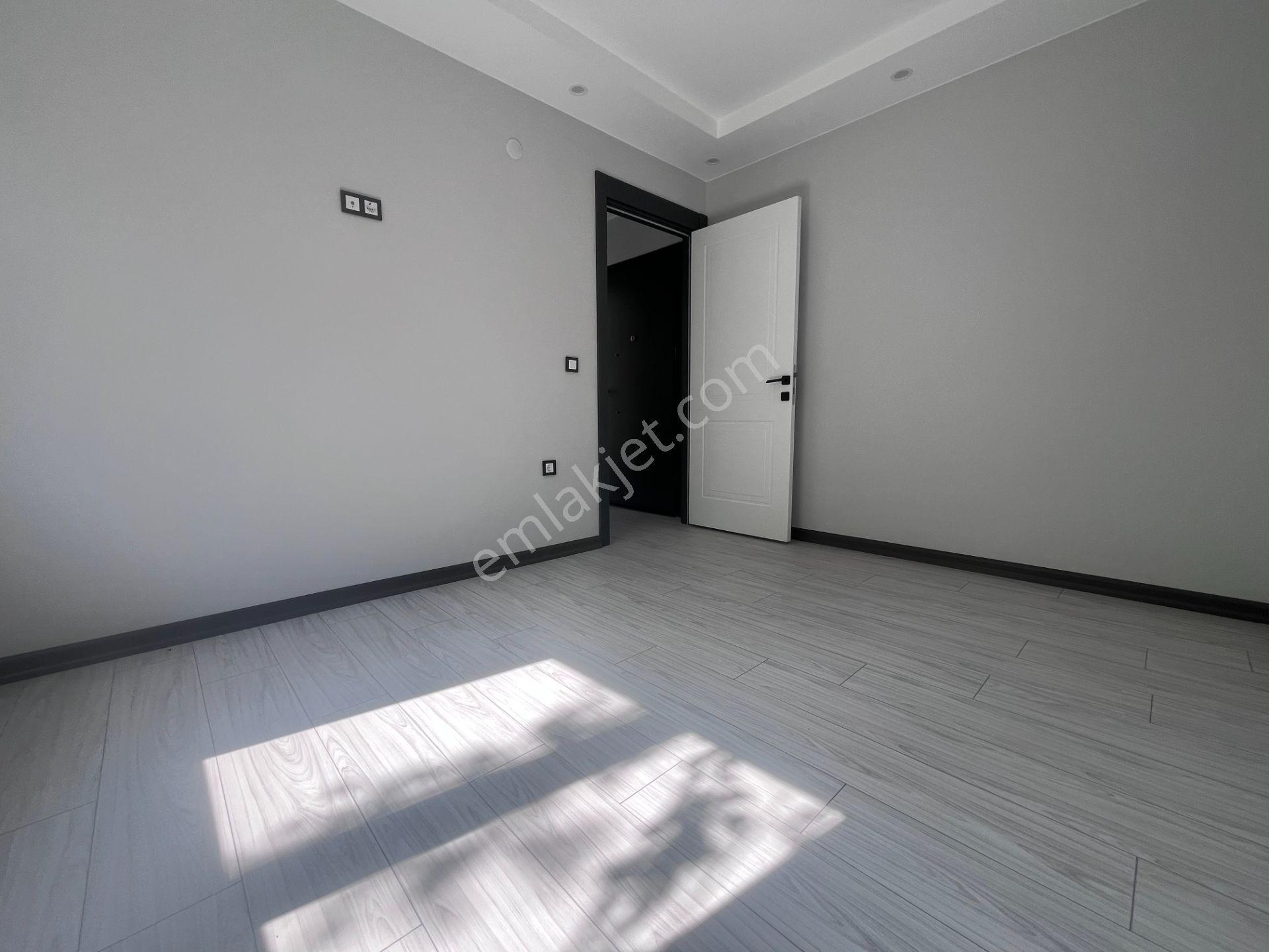 Remax Land'den Şehir Merkezinde Satılık 1+1 Lüks Daire - Görsel 9