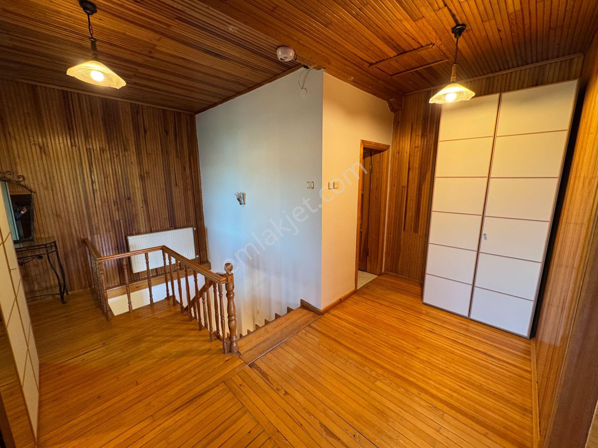 Kırkpınar’da Site İçinde Eşyalı Ve Mobilyalı Yıllık Kiralık Villa - Görsel 34