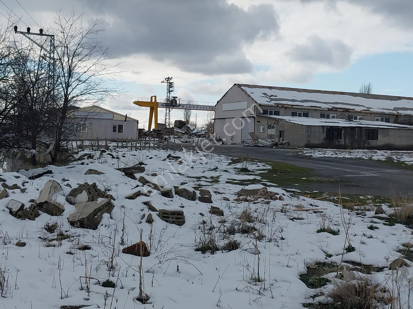 Cırgalan Gesi Kavşağı Kiralık 390 M² Hangar - Görsel 6