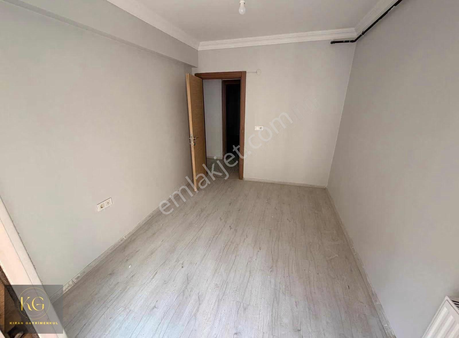Kıran Gayrimenkul'den Muradiyede2+1 Kiralık Daire | Kapalı M - Görsel 11