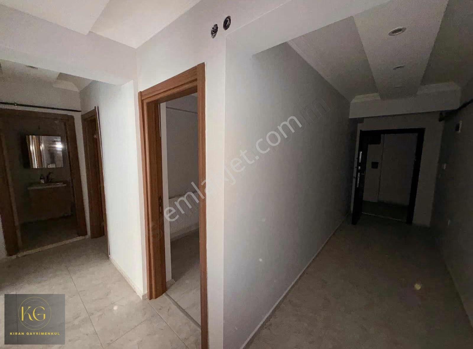 Kıran Gayrimenkul'den Muradiyede2+1 Kiralık Daire | Kapalı M - Görsel 10