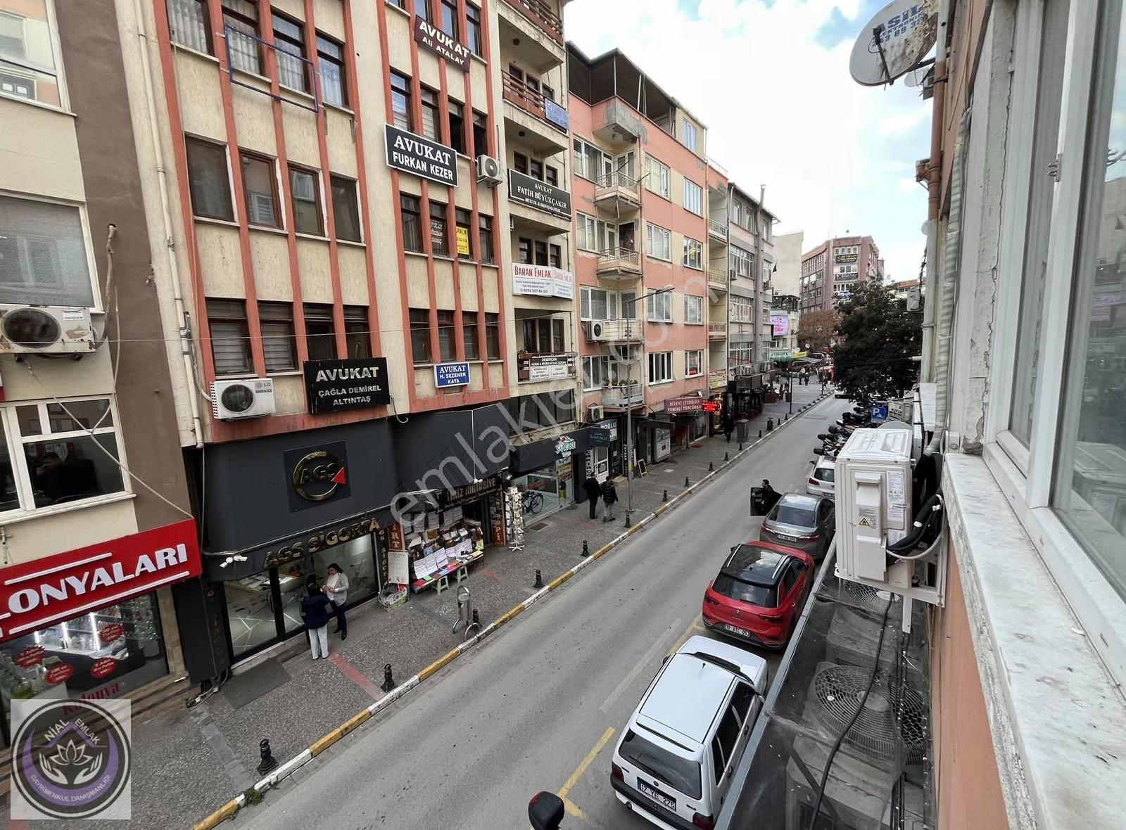 Balıkesir Karesi Valilik Karşısı Kiracılı Satılık Ofis - Görsel 6