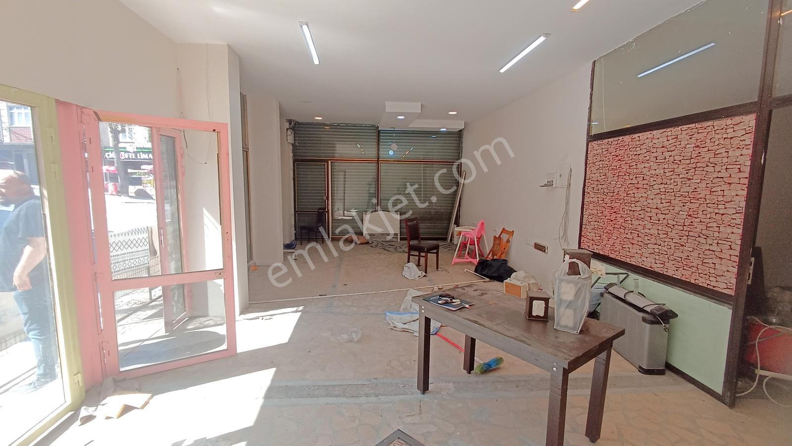 Balık Yolu Caddesi Üzerinde 270 M2 Kiralık Dükkan - Görsel 11