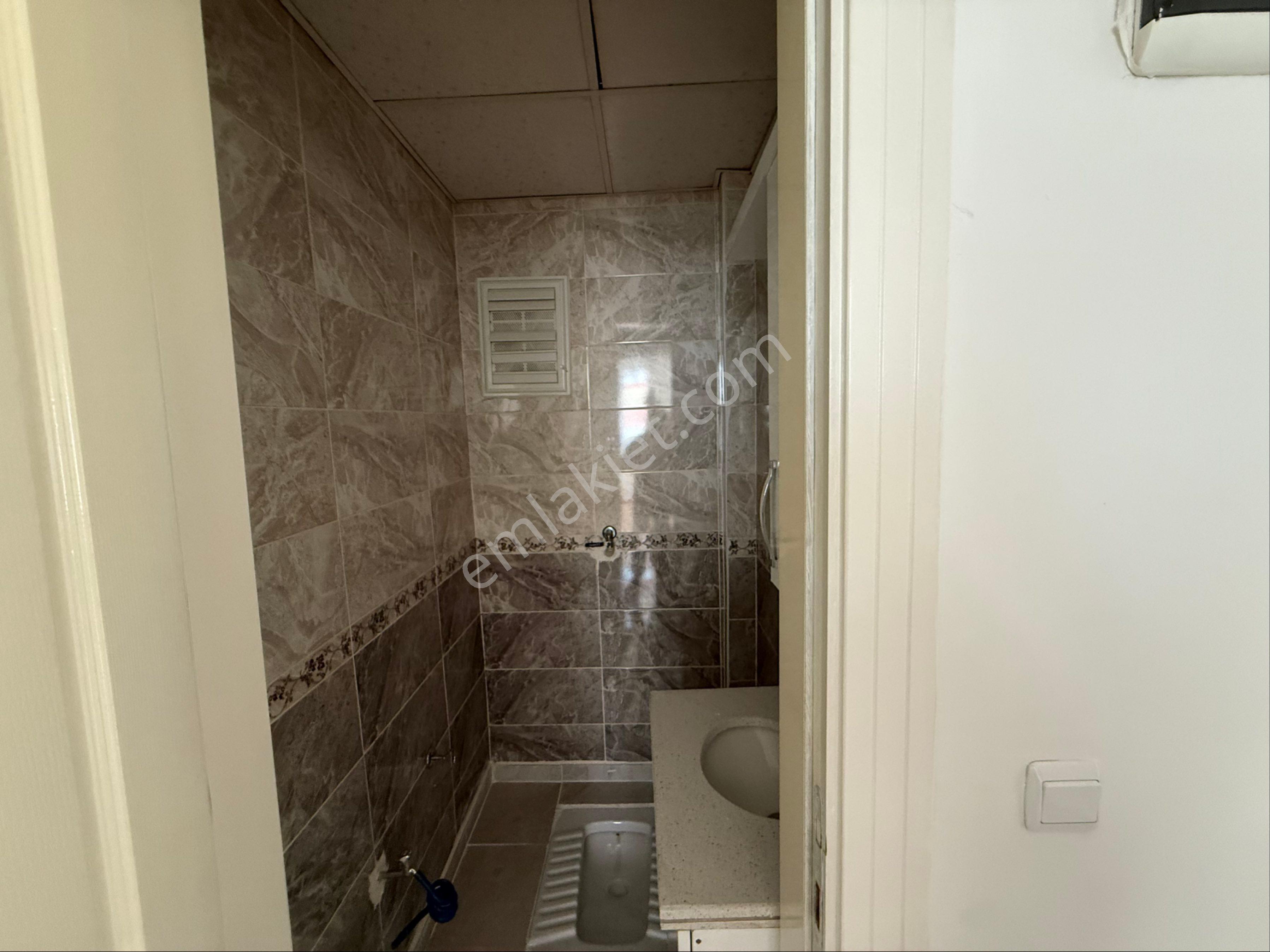 Yeditepe Erdem Koleji Yakını Site İçrrisinde Satılık 2+1 Daire - Görsel 2