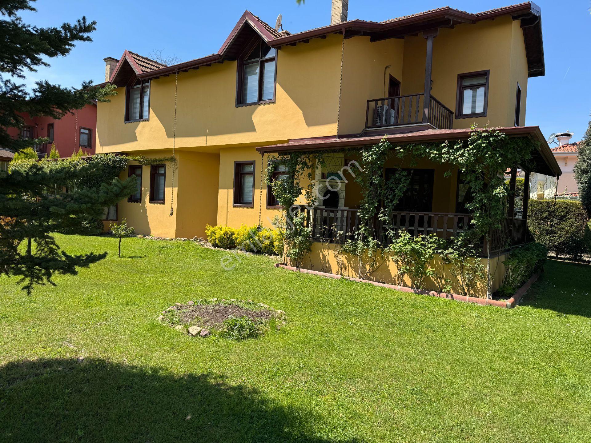 Sapanca Kırkpınar’da Site İçinde Satılık Villa… - Görsel 2
