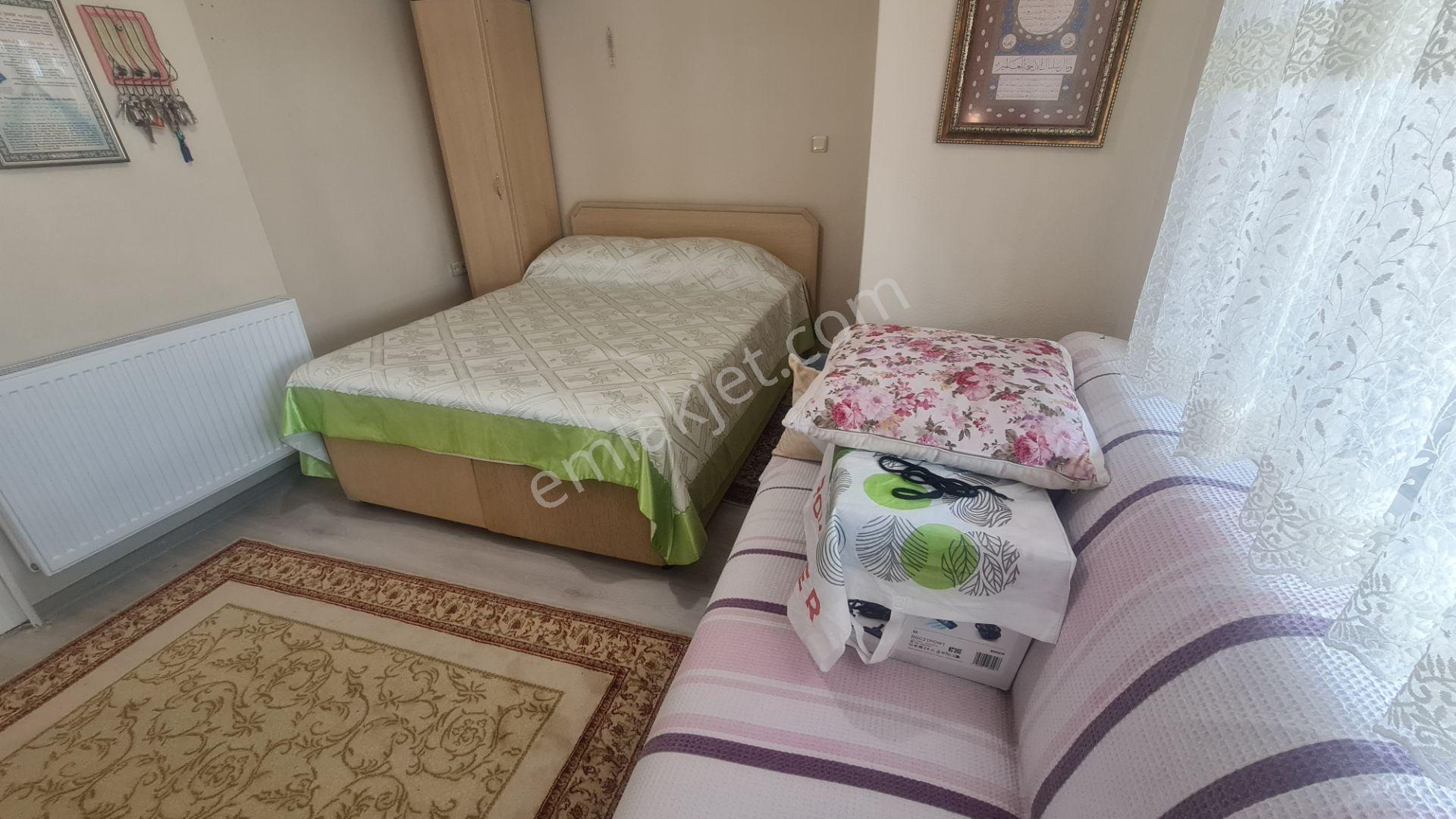 Burhaniye Pelitköy’de Çift Tapulu, Site İçinde Tam Müstakil Bahçeli Dev Tripleks! - Görsel 4
