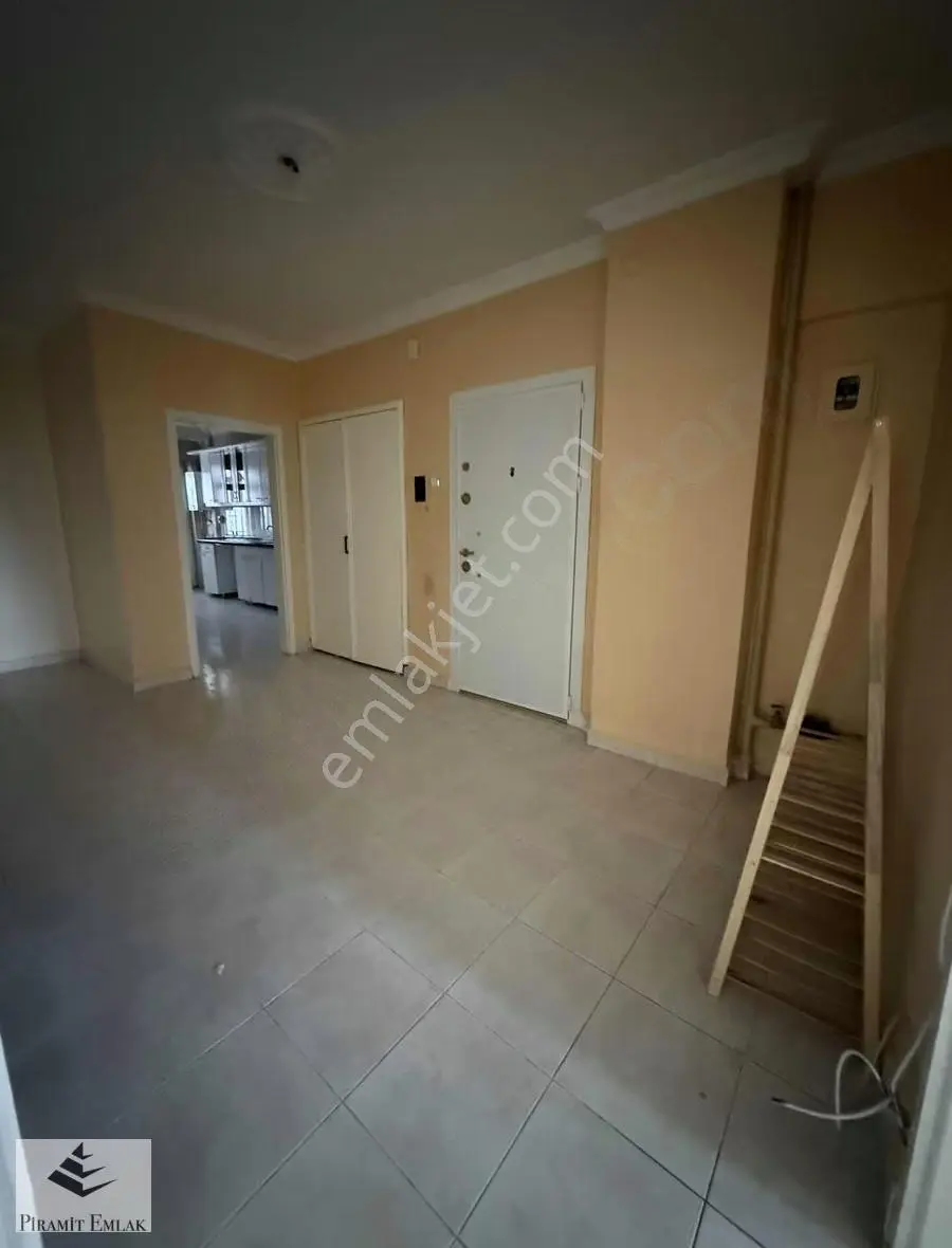 Piramit Gm'den Terminal Caddesinde Kiralık 3+1 Daire - Görsel 5
