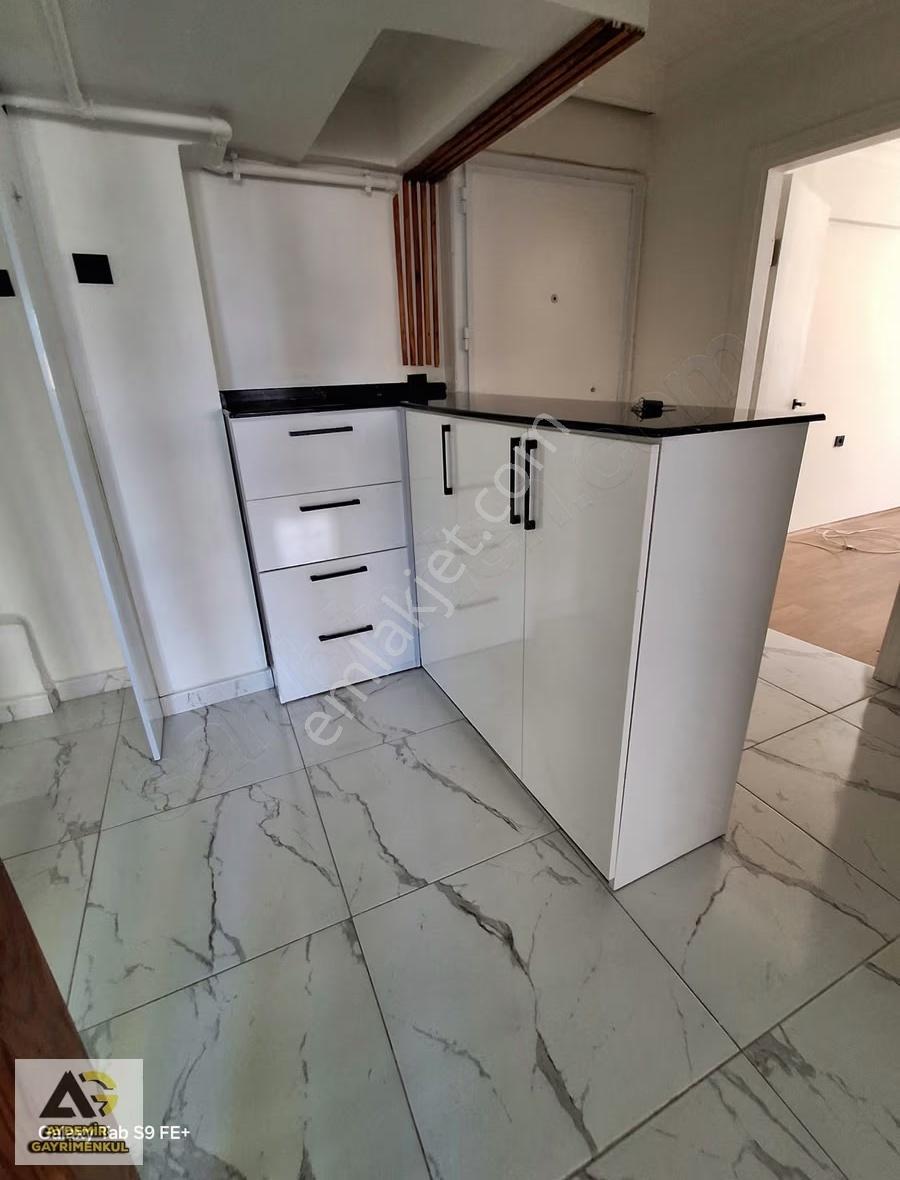 Namazgah Caddesi Üzerinde Satılık 2+1 Daire - Görsel 9