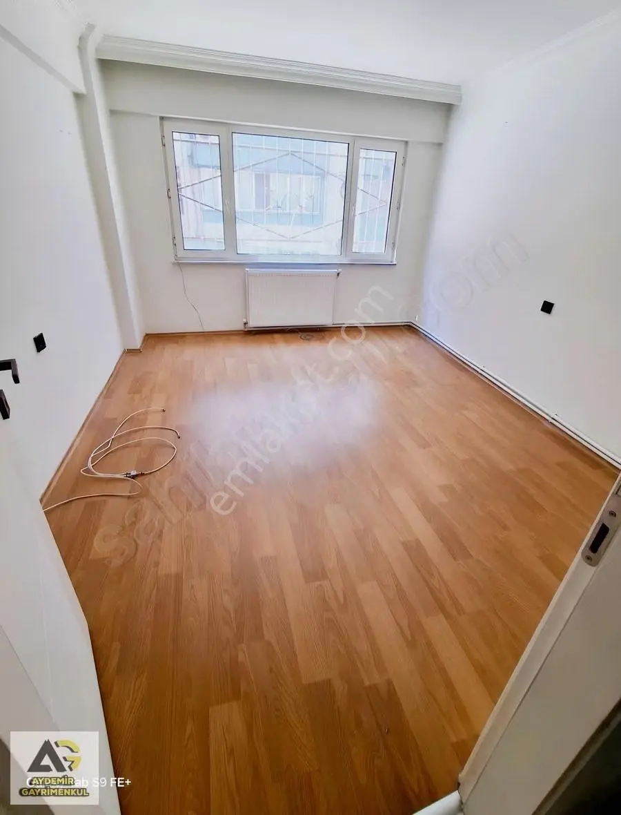 Namazgah Caddesi Üzerinde Satılık 2+1 Daire - Görsel 3