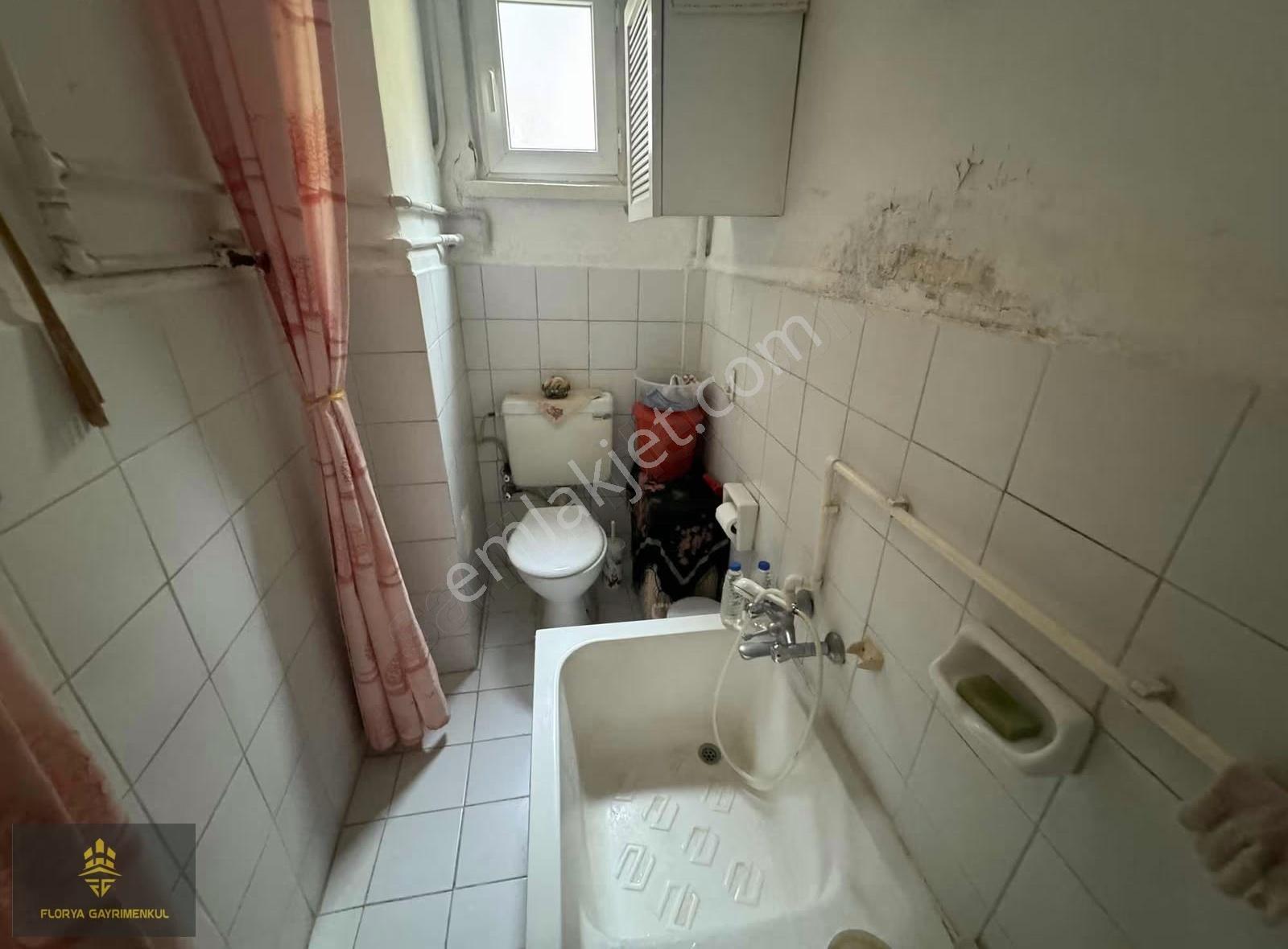 Çarşı Merkezde Mükemmel Konumda Yatırıma Uygun 2+1 Daire - Görsel 8