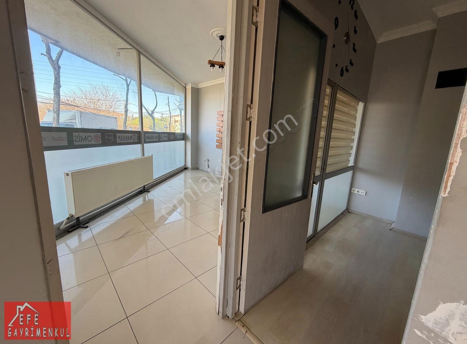 Samandıra Merkeze Yakın 320m2 Köşebaşı Kiralık Bodrumlu Dükkan - Görsel 11