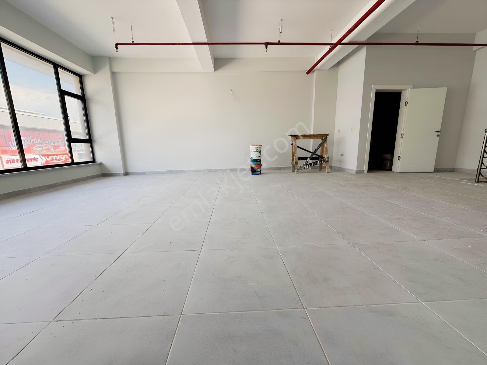 Onay 'dan Çerkezköy Galericiler Sitesinde 235 M2 3 Katlı İşyeri - Görsel 15