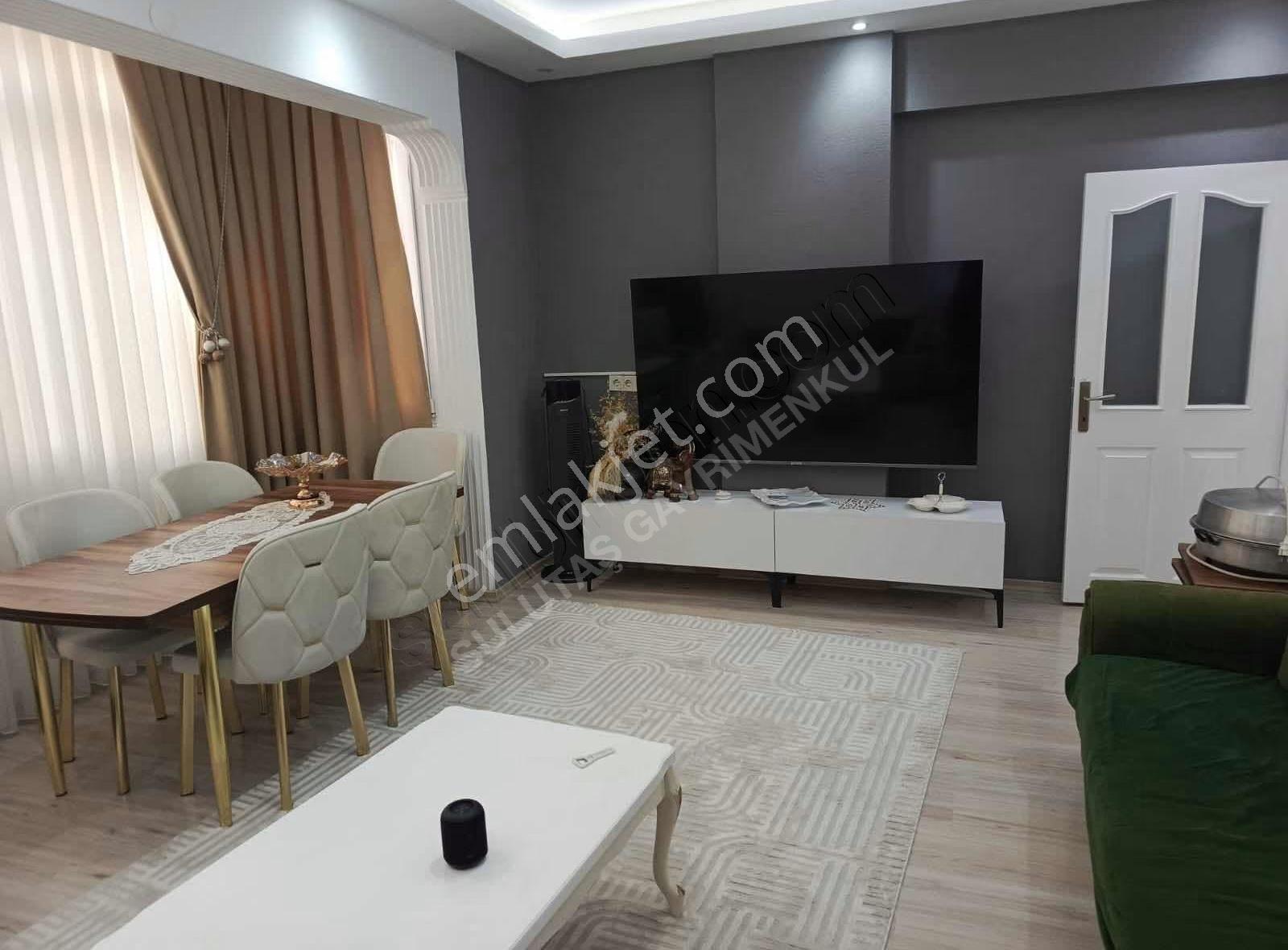 Alanya Güllerpınarı Mah.2+1 Ayrı Mutfak Daire - Görsel 5
