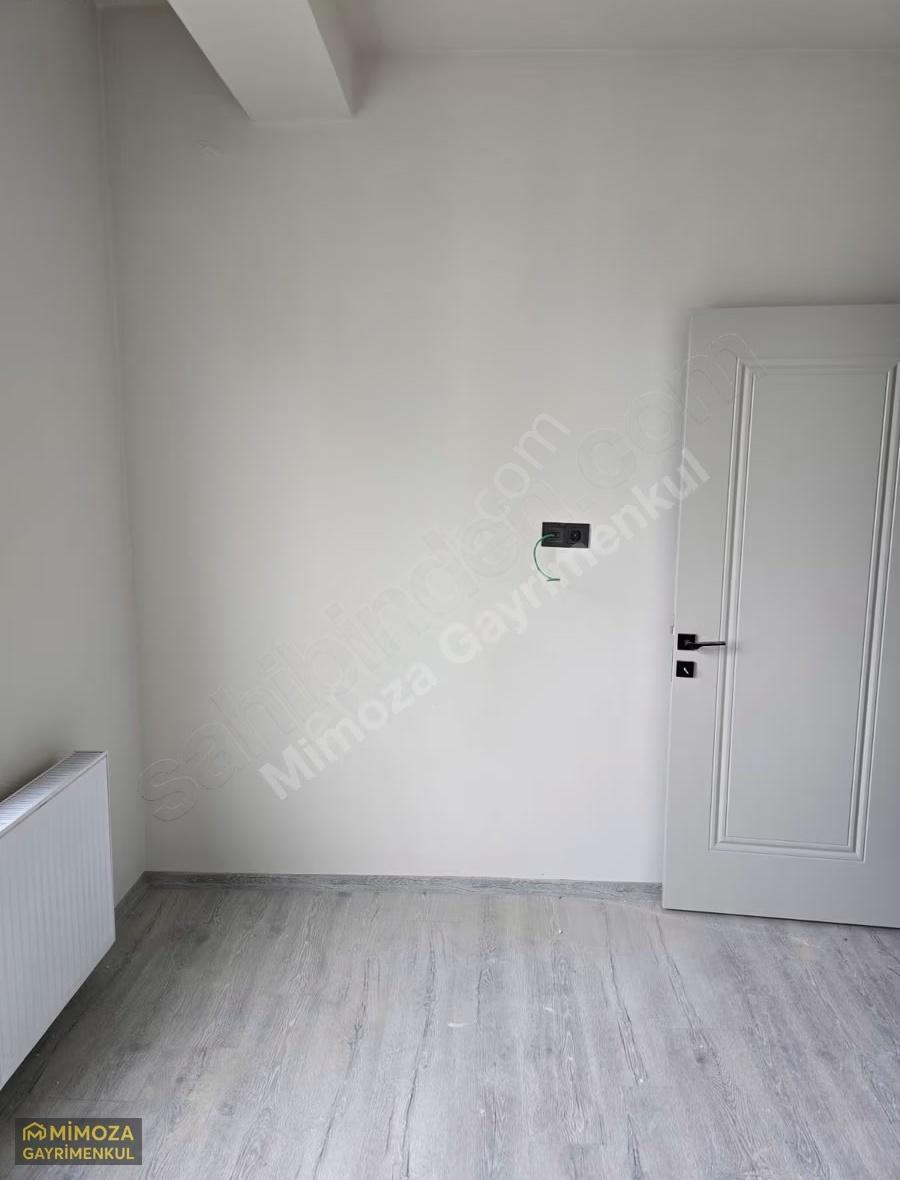 Tecede Cadde Üzerinde Geniş Kullanımlı Kiralık 1+1 Daire! - Görsel 17