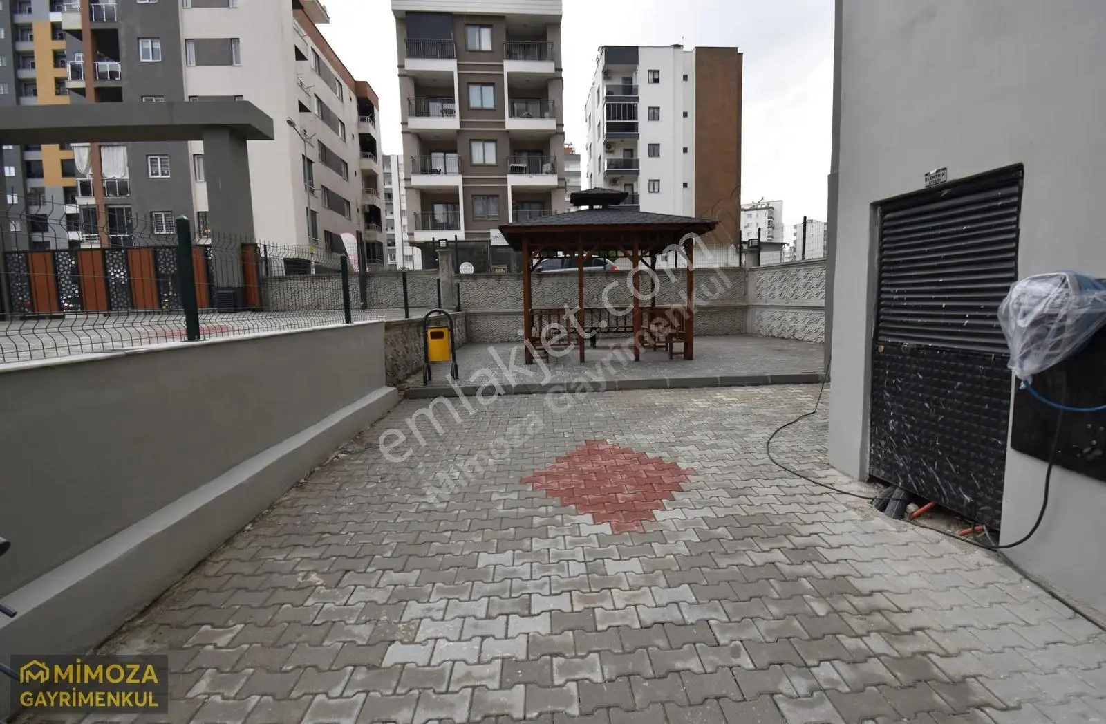 Tecede Cadde Üzerinde Geniş Kullanımlı Kiralık 1+1 Daire! - Görsel 19