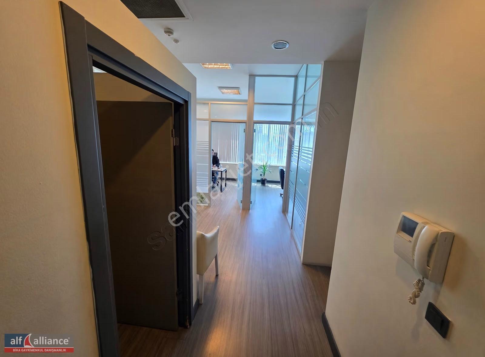Ağaoğlu My Offıce 212'de 170m² Yapılı Ofis (10 Otopark+18m²depo) - Görsel 23