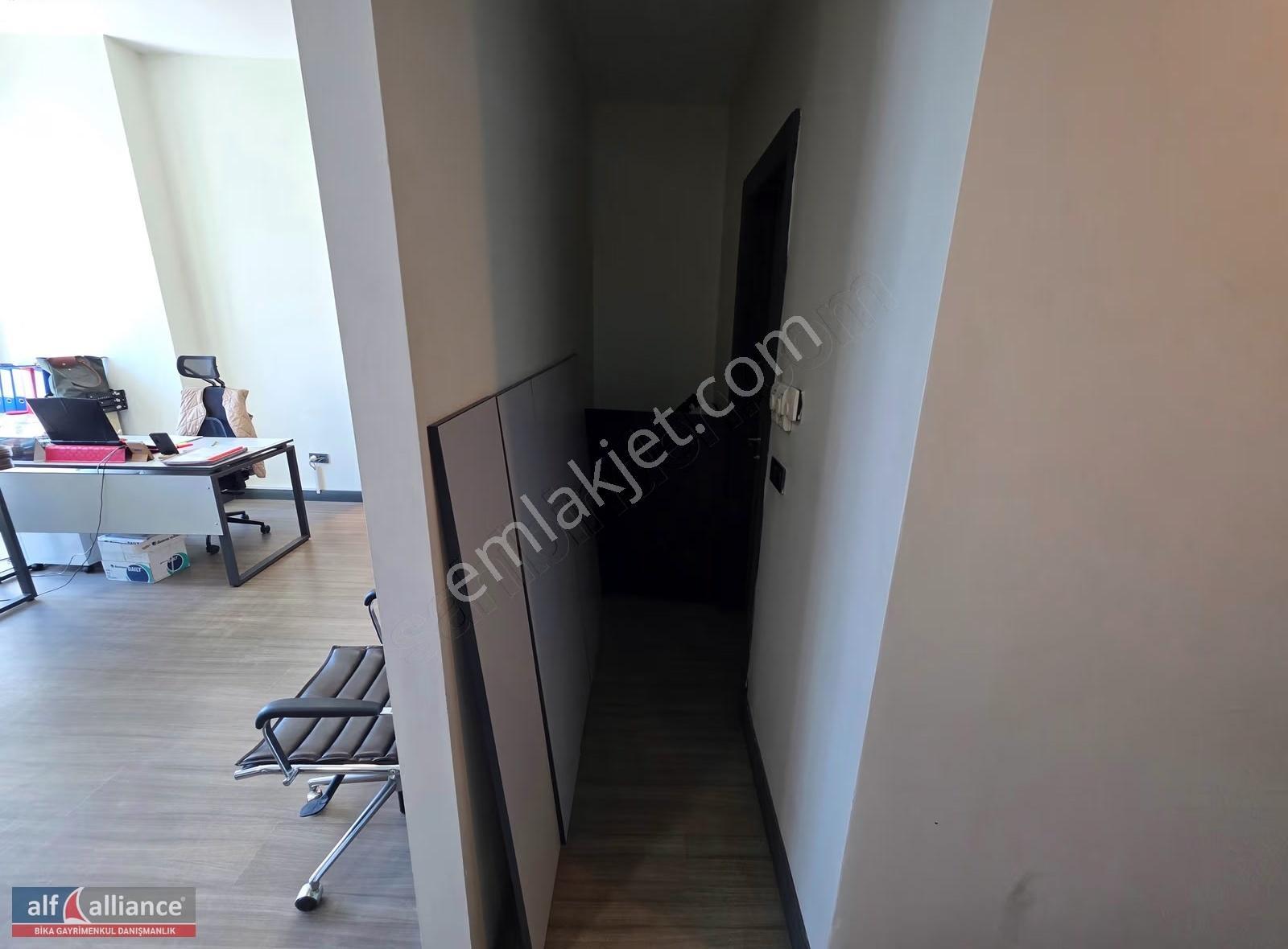 Ağaoğlu My Offıce 212'de 170m² Yapılı Ofis (10 Otopark+18m²depo) - Görsel 11