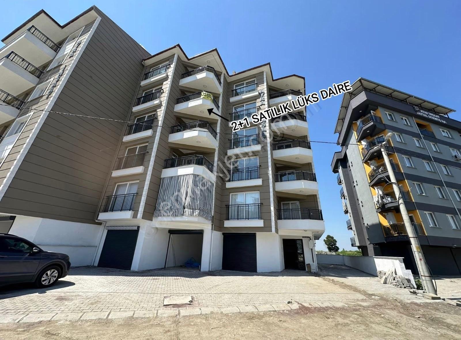 Manzaralı,kahve Köşeli&çamaşır Odalı Satılık 2+1 Lüks Daire