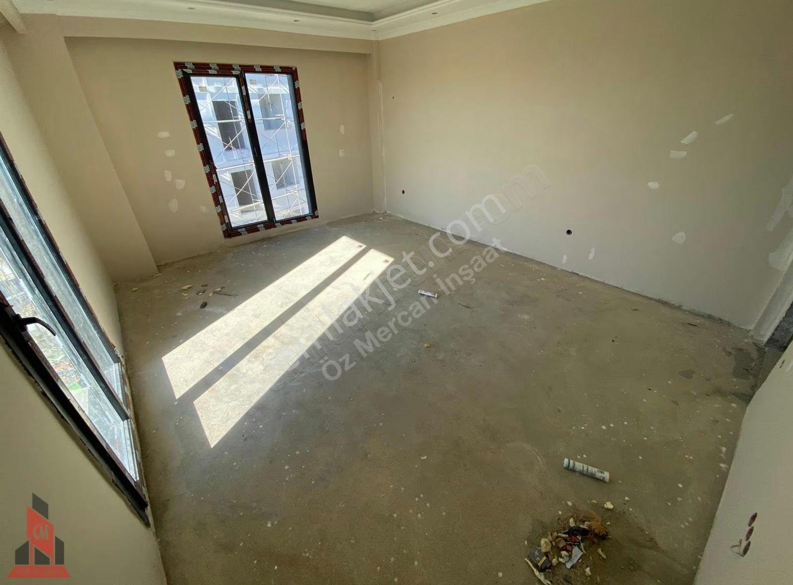 Taşoluk' Da Site İçerisinde Ebeveyn Banyolu 2+1 Satılık Daire - Görsel 2