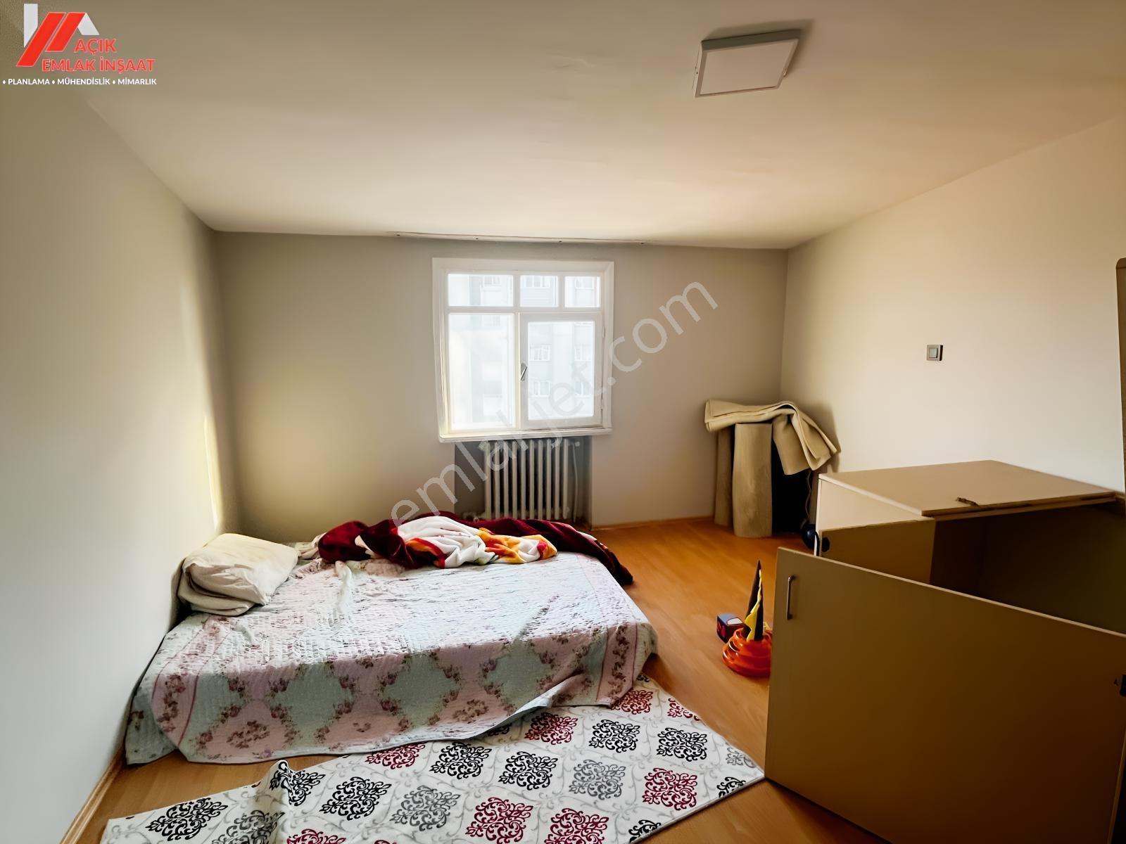 Koşuyoluna Komşu, İstanbul Silüeti Manzaralı 80 M² Teraslı 4+1 - Görsel 15