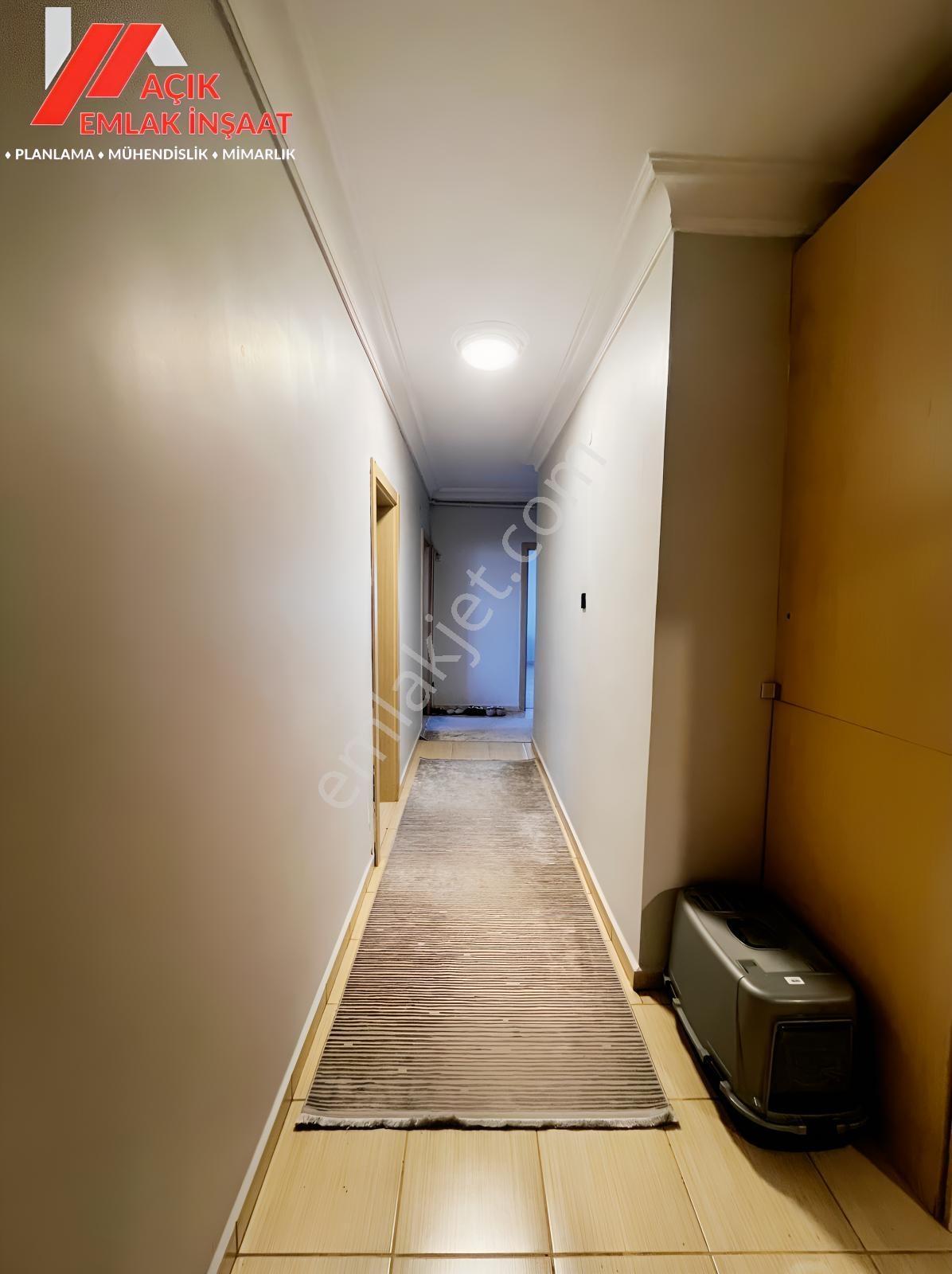 Koşuyoluna Komşu, İstanbul Silüeti Manzaralı 80 M² Teraslı 4+1 - Görsel 8