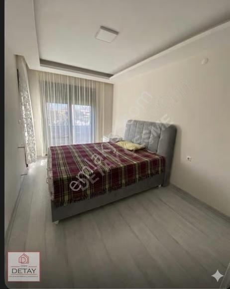 Çiftlik Merkez'de Sahile Yakın Eşyalı 3+1 Kiralık Villa - Görsel 4