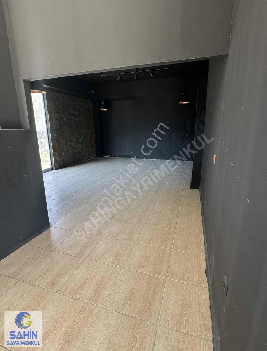 Tramvaya Cephe Kiralık İşyeri - Görsel 24