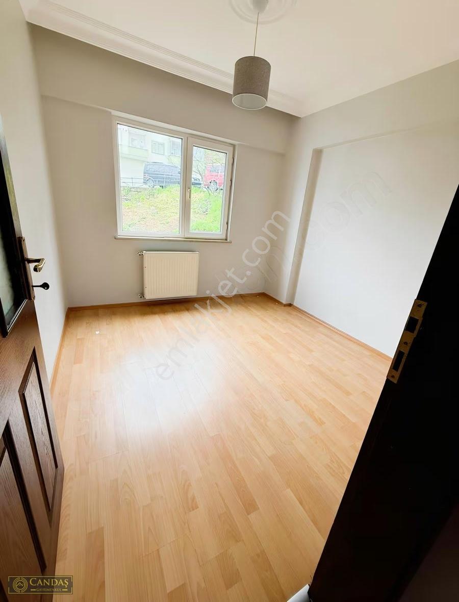 Karşıyaka'da Merkezi Konumda Deniz Manzaralı Kiralık 3+1 - Görsel 15