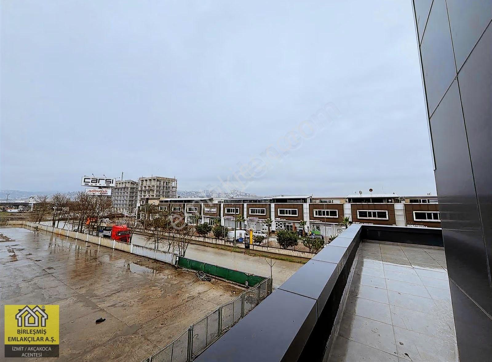 İzmit Sapphire Plaza'da 47m2 Satılık Ofis - Görsel 4