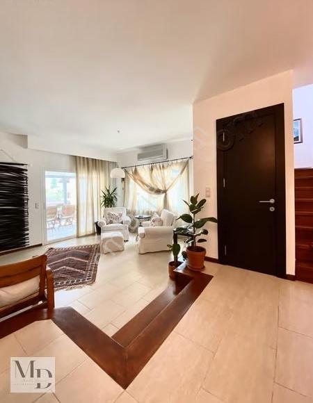 Ayayorgi-boyalık Arası Deniz Manzaralı Sitede Kiralık Villa - Görsel 10