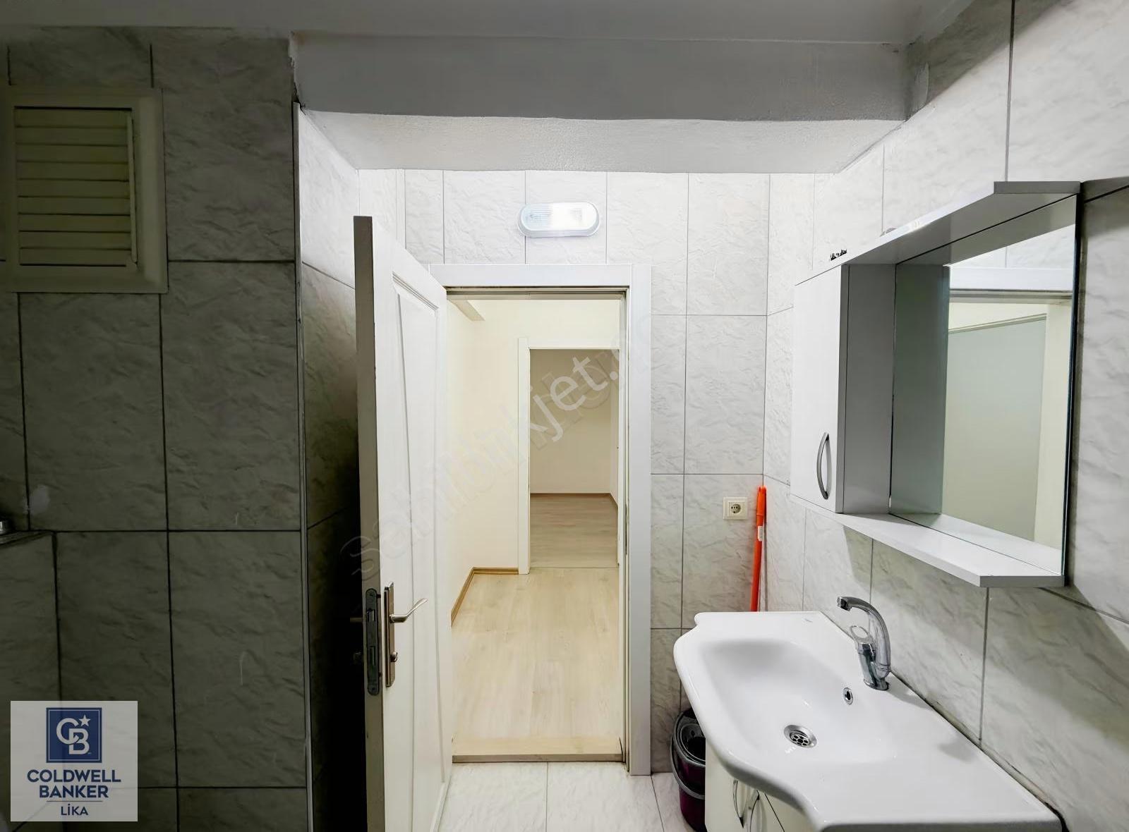 Çukurçayır Özkaymalı'da Site İçinde 1+1 Kiralık Giriş Kat Daire - Görsel 17