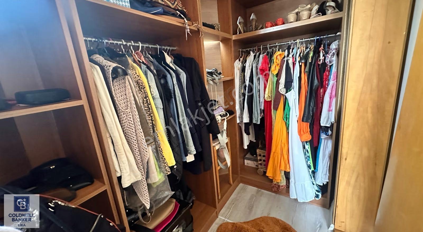 2 No'lu Beşirli'de Deniz Manzaralı Ayrı Girişli Dublex Daire - Görsel 26